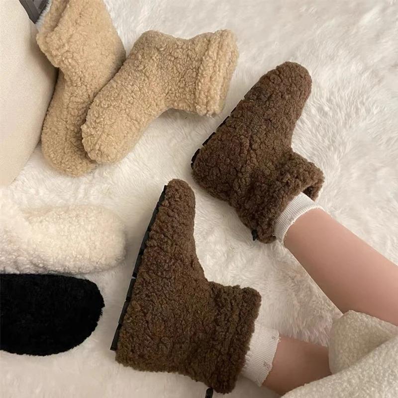 Soft Lambwool Boots Woman Korea Style Winter Thick Teddy Fur Ankle Booties Ladies Slip-on Warm Fluffy Flat Outdoor Cotton Shoes