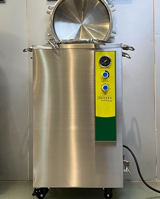 Vertical pressure steam sterilizer 50L