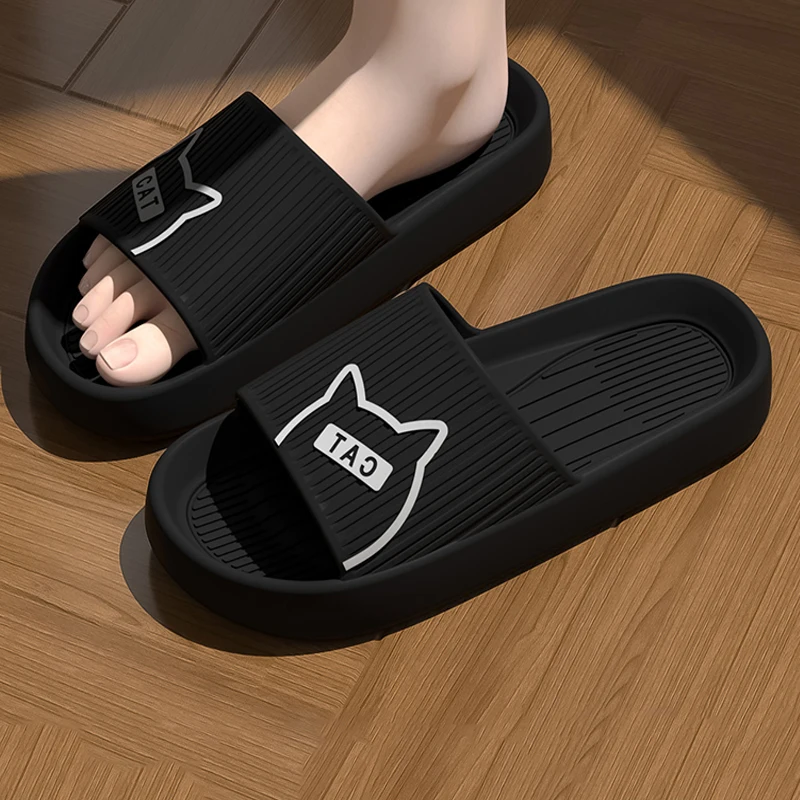 النساء النعال حمام منصة سميكة عدم الانزلاق المنزل القط الكرتون الوجه يتخبط الصيف صنادل شاطئ زوجين الشرائح أحذية الملاعب المغطاة