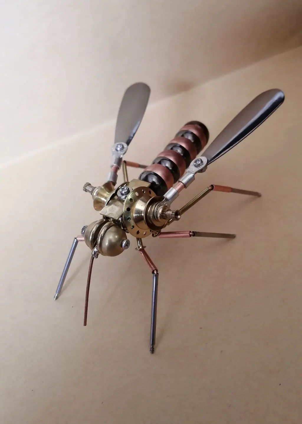 DIY 3D Punk Wind Mechanical แมลงโลหะเต็มรูปแบบยุงรูป Bionic Scout Mecha แมลงน่ากลัวจาก Cybertron - ผลิตภัณฑ์สําเร็จรูป