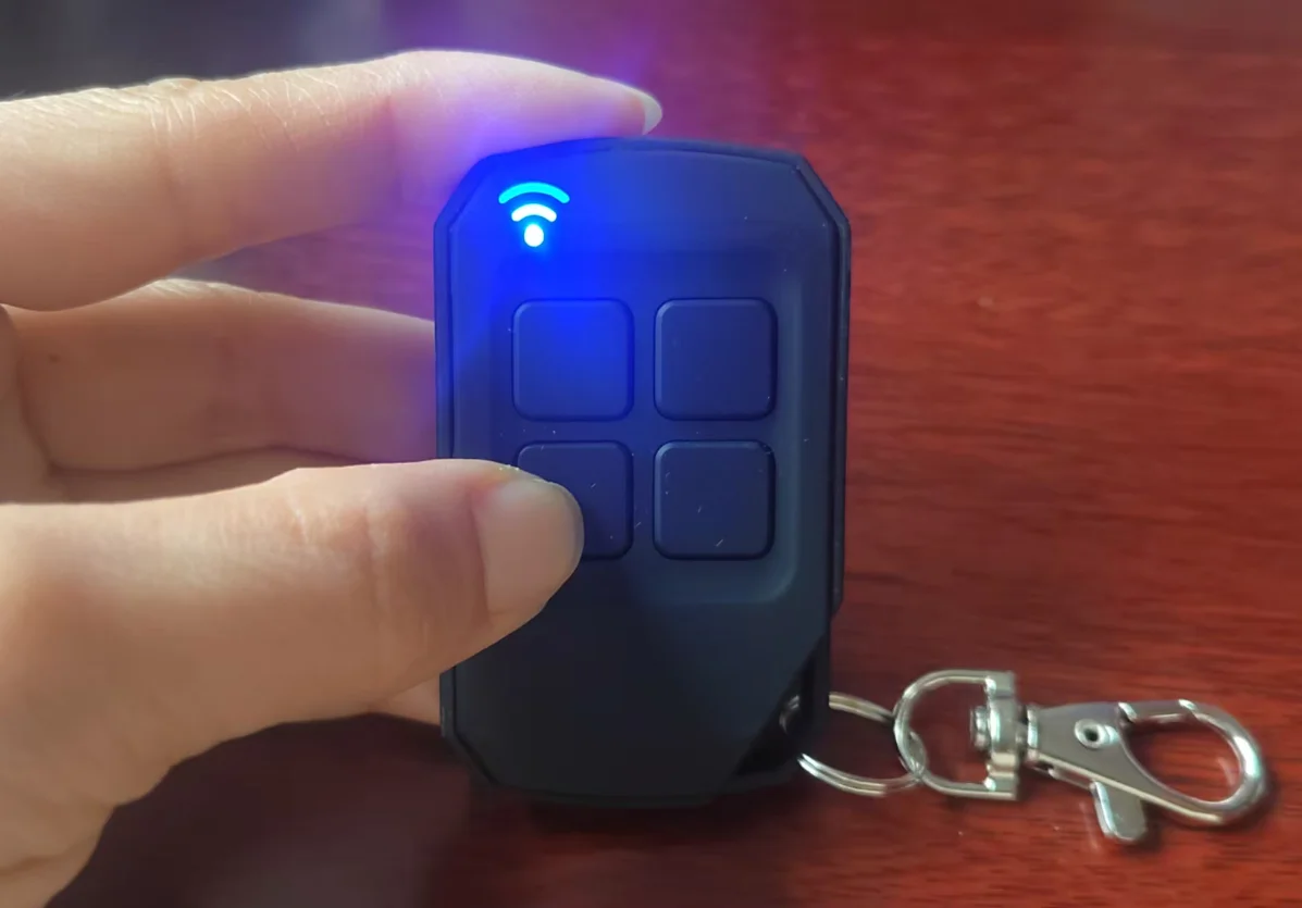 

Gate Remote 433.92Mhz D4 Type Wireless Face To Face Transmitter 433MHz Duplicator Fixed Code Rolling Code Garage Remote Control