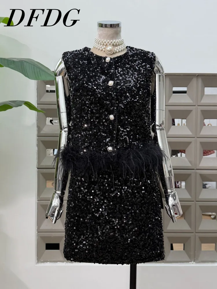 

DFDG 2025 Autumn Women’s Designer Down Vest Set Sequin Down Bodycon Skirt 2-Piece Niche Quilted Lined Coat Chic Outfits Set