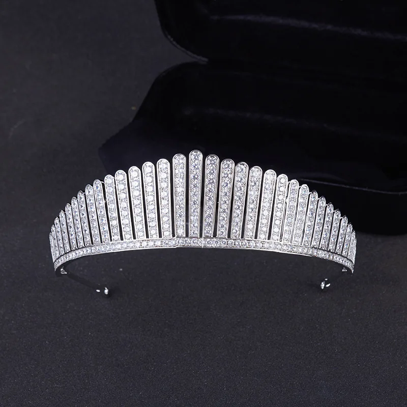 

European and American Style Elegant Stereo Crown Women's Tiara Dress Decoration sliver color Jewelry Wedding Holiday Gift H-59