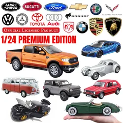 Bburago 1:24 Car Model Replica, Official Licensed Scale Mercedes Ford Chevrolet VW Toyota Diecast Miniature Art Gift Kid Boy Toy