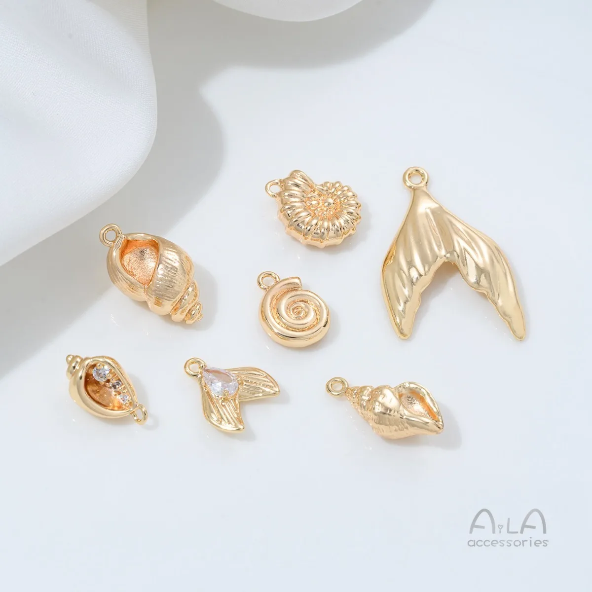 Copper 14K Gold Plated Marine Series Zircon Inlaid Fishtail & Conch Pendant, DIY Accessories For Bracelet & Earrings