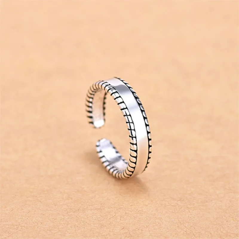 

New Fashion Personality Middle Glossy Retro Female 925 Sterling Silver Jewelry Simple On Both Sides Twist Rings