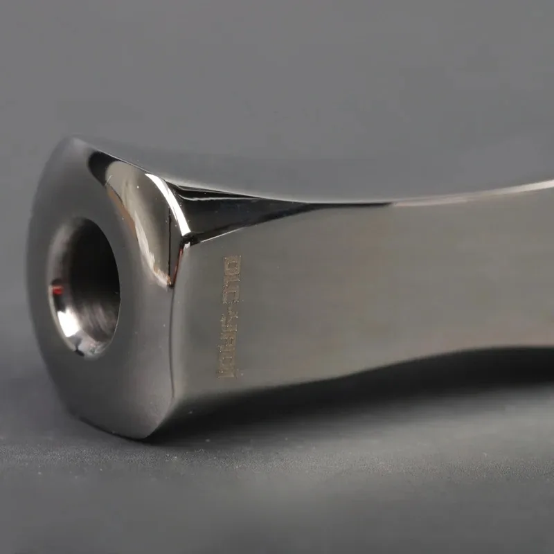 مقبض ماكينة الحلاقة الآمن للرجال من الفولاذ المقاوم للصدأ المصقول من YAQI Chippendale