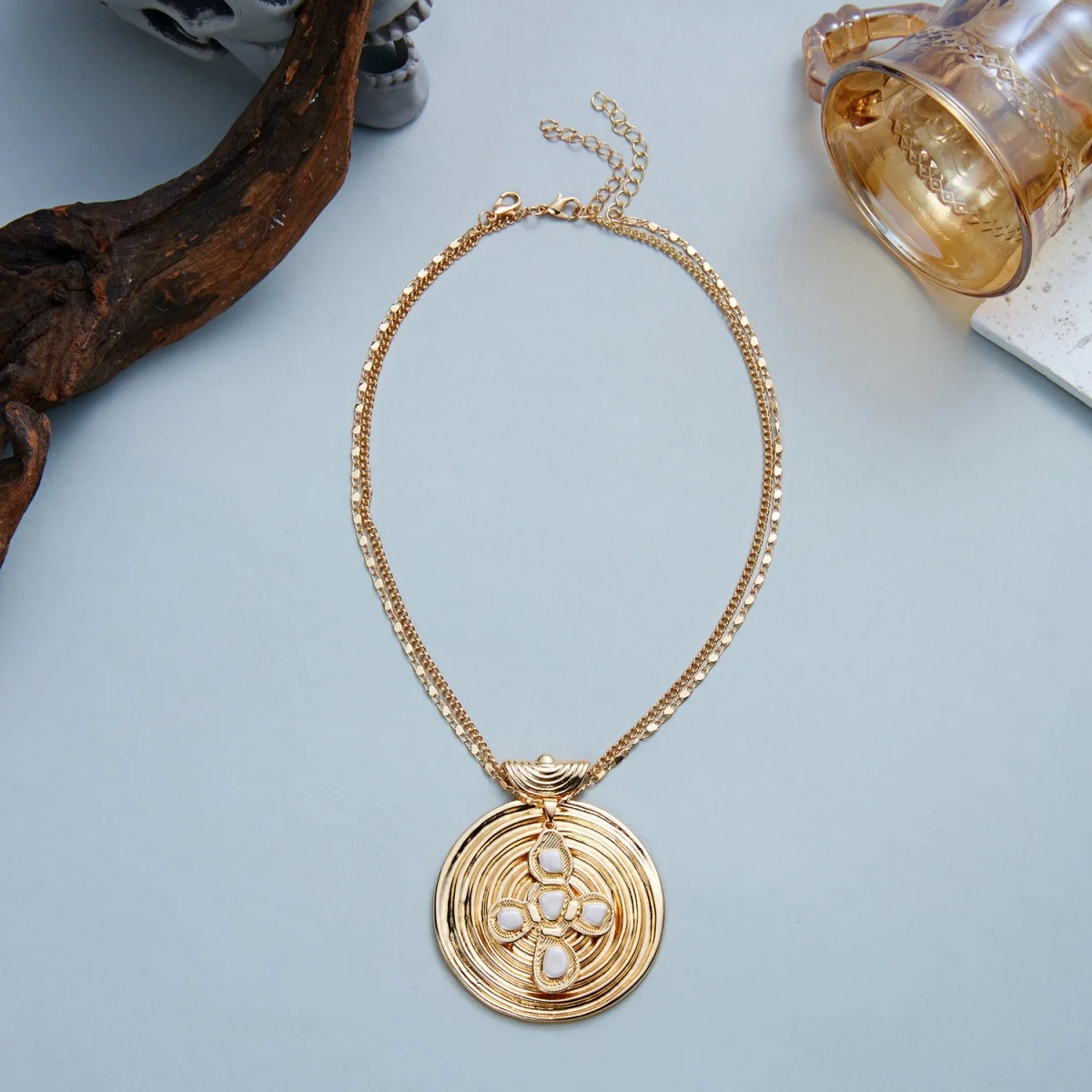 Retro-Halskette mit gehämmerter Textur, spiralförmigem großem Kreuzanhänger für Damen und Herren, mehrschichtige CCB-Perlen, unregelmäßiger Kreuz-Choker-Schmuck – Detail 24