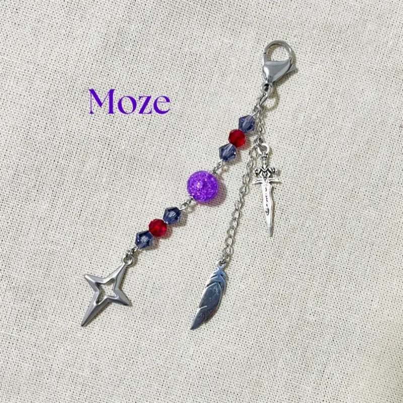 Moze Keychain Y2K M… - image