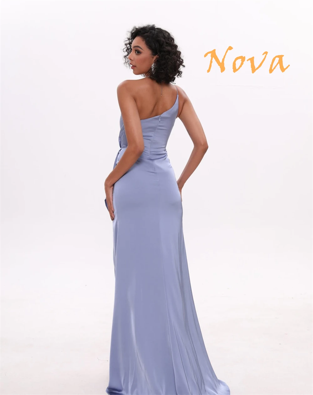 Robe De soirée en Satin violet, personnalisée, Simple, asymétrique épaule dénudée, sans manches, fleurs exquises