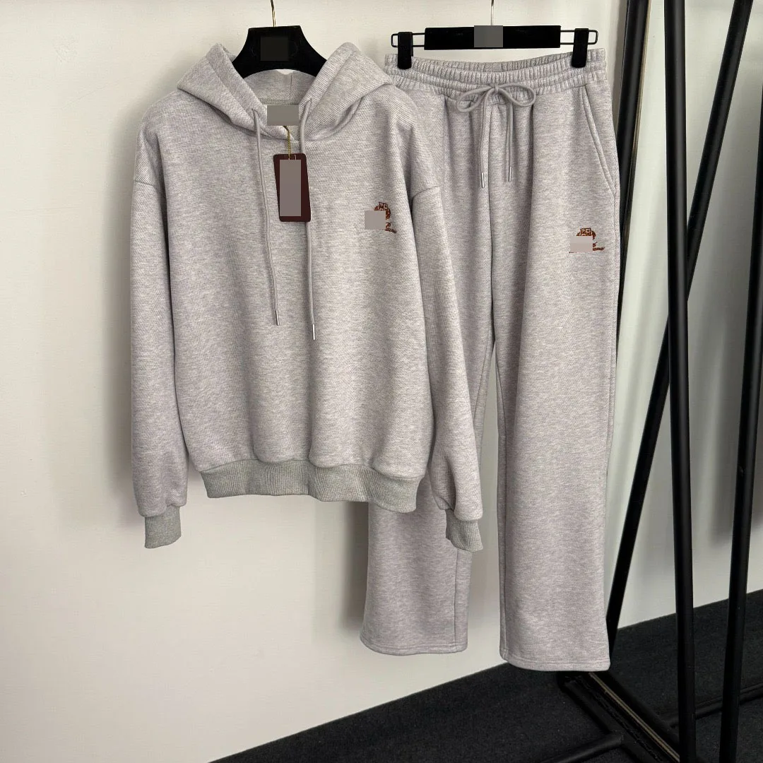 Nieuwe sportkledingset met geborduurd logo Lange Sve Fce-gevoerd sweatshirt met capuchon en elastische taille Fce-gevoerde casual broek