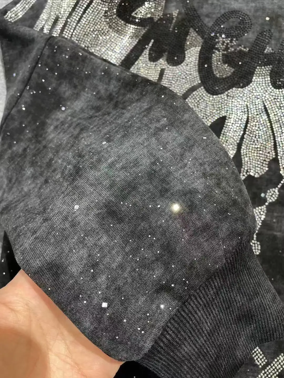 Fashion Trend Round Neck Long Sleeve Heavy Rhinestone Letter Sweatshirt Autumn New Thickened Warm Loose Casual Pullover Unisex