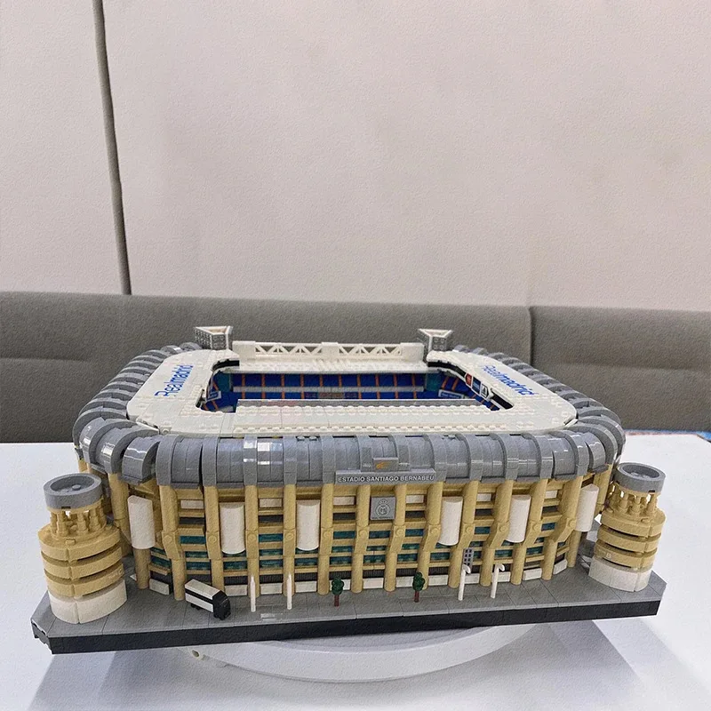 5876 pezzi Creativo famoso Santiago Bernabeu Stadio Real Madrid blocchi di costruzione modello ornamento architettonico giocattolo per bambini