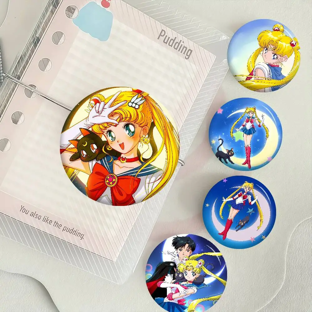 Handgefertigte Brosche, Cartoon-Cosplay-Abzeichen auf Rucksack, Schmuck, Accessoires, Geschenke, Sailors Moon