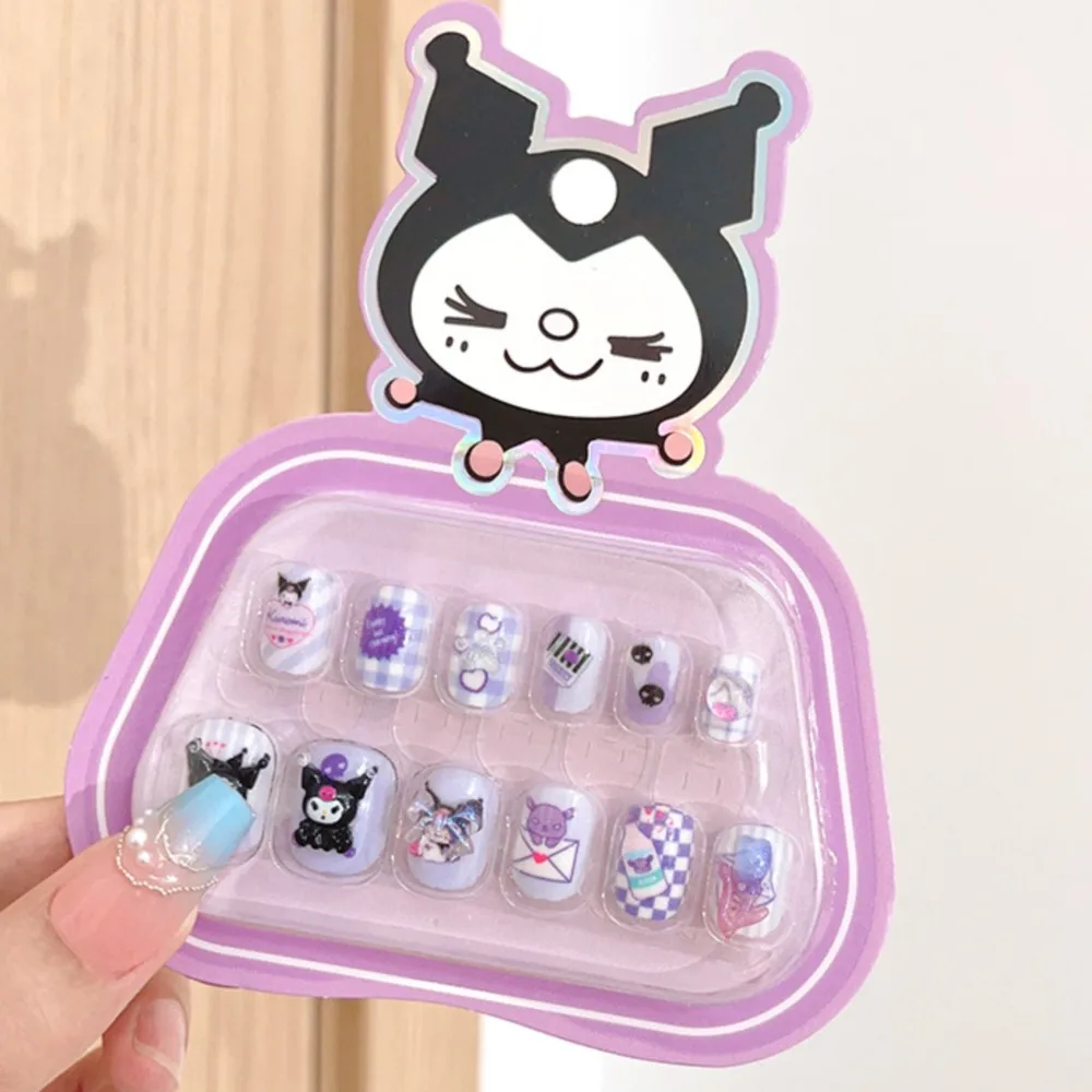 12 buah kartun Sanrio MyMelody anak-anak kuku palsu lucu Hello Kitty Kuromi Cinnamoroll Tekan pada kuku DIY Kawaii anak perempuan kuku palsu @ %