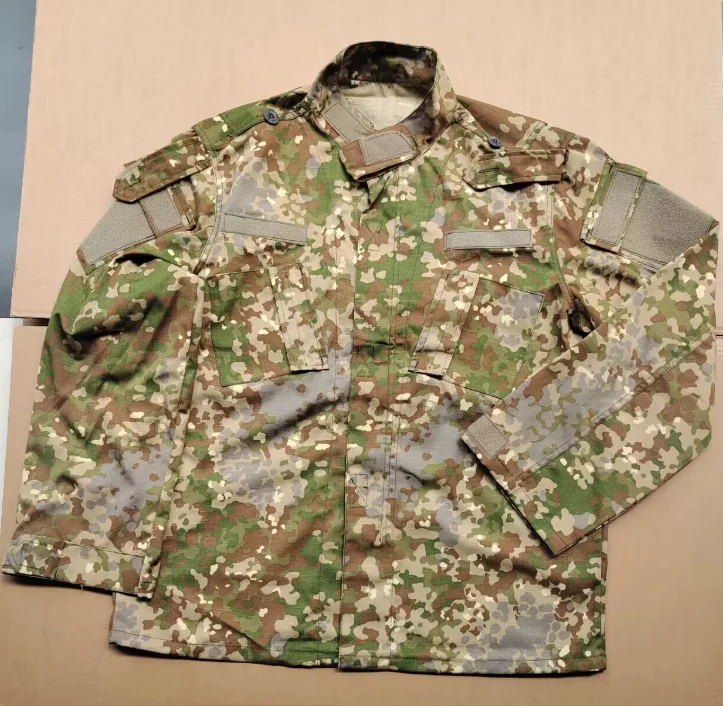 

Немецкий Flecktarn Multitarn Camoufalge Unfiorm All Terrain ACU Cut включает куртку и брюки