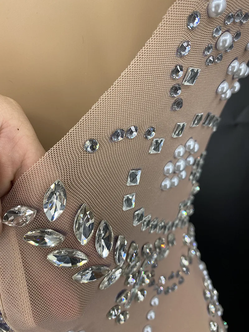 ผู้หญิงแฟชั่นประกายคริสตัลสีขาว Feather ชุดราตรีเวทีโฮสต์ Vestidos De Ocasião อย่างเป็นทางการ Ballkleid Luxuskleid