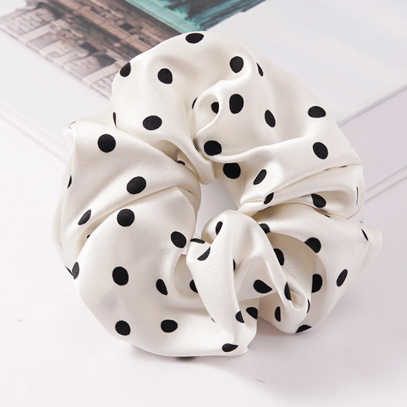 

New Polka Dot 100% Silk Scrunchies 6cm Hair Bands Female Elegant Hair Rope Ties Ponytail Holder Large Intestine Silk Headwear