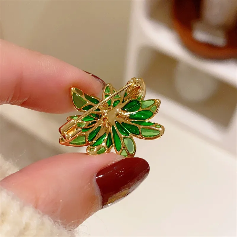 CC Brooch for Women Lotus Flower Shape Cheongsam Pins Mini Pin Chinese Vintage Style Cardigan Shawl Buckle Exquisite Gifts B220 image 6