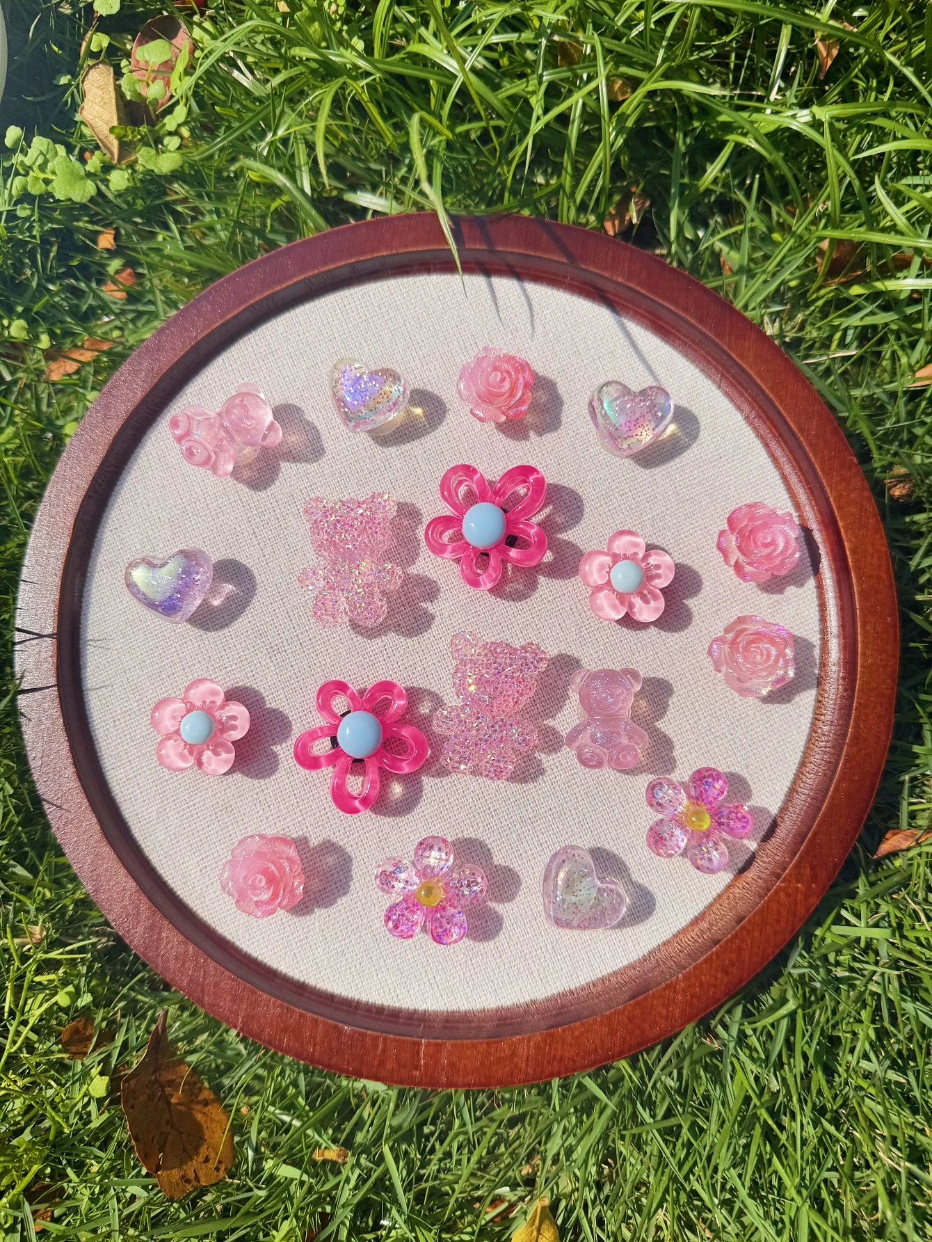 18 Pink Bear shoe Accessories DIY Fashion Decorations - Fun and Multi-Functional Personalized Footwear Methods