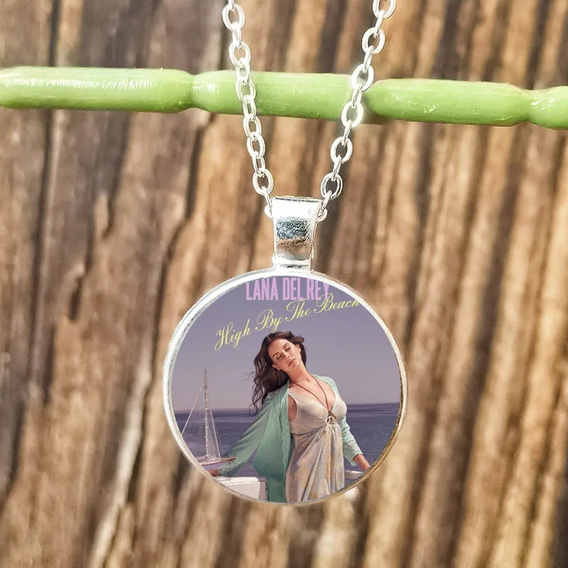 Lana Del Rey Poster Necklace Fans Souvenir Glass Cabochon Charm Pendant Choker Fashion Star Jewelry for Friends Gifts