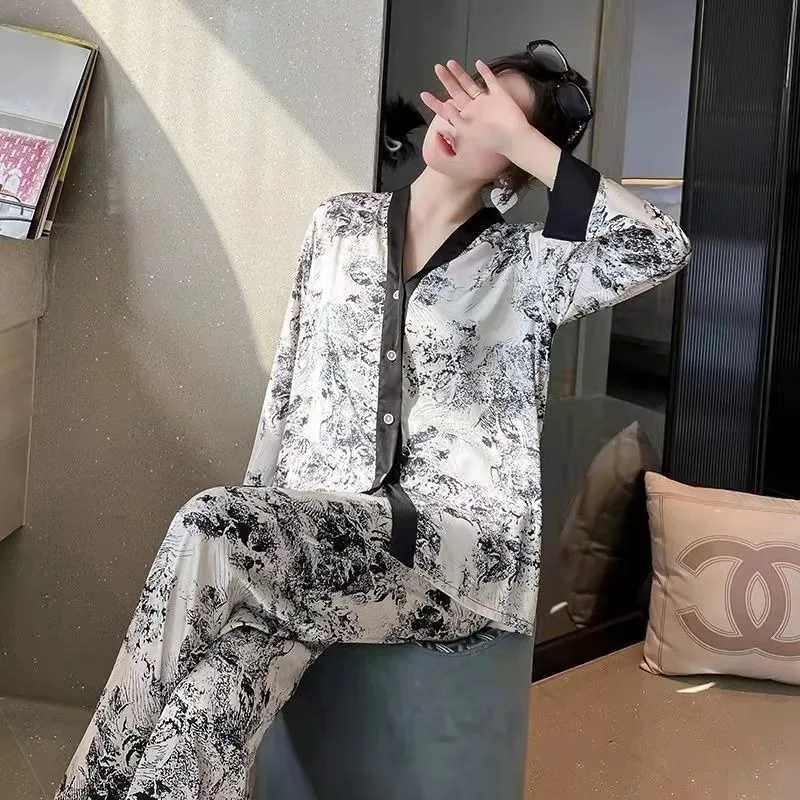 Explosive Cute Student Loose Home Set Can Worn Outside Pijamas Women Extra Size 300 Catty Autumn Winter New Pajamas Female