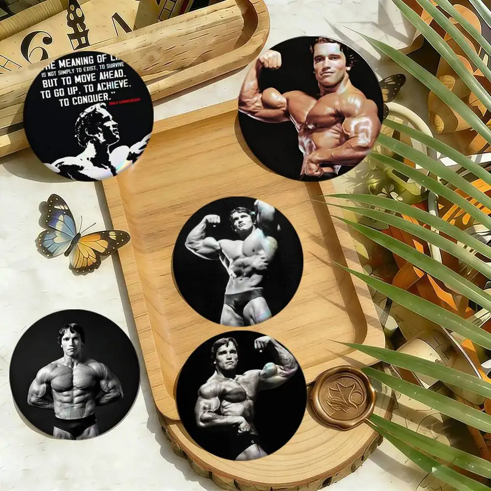 Arnold Schwarzenegger Bodybuilding Muscle Man Badges 25 32 44 58 75 Mm Round Cosplay Pin Bag Decor Friends Gifts Brooch Souvenir