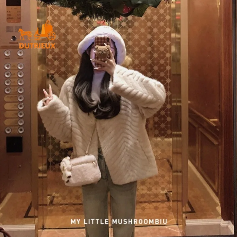 Winter Real Mink Fur Women's Coat, 100% Mink Fur, Warm Genuine Mink Fur Women's Fur Jacket for Jumpping Skating and Traveling