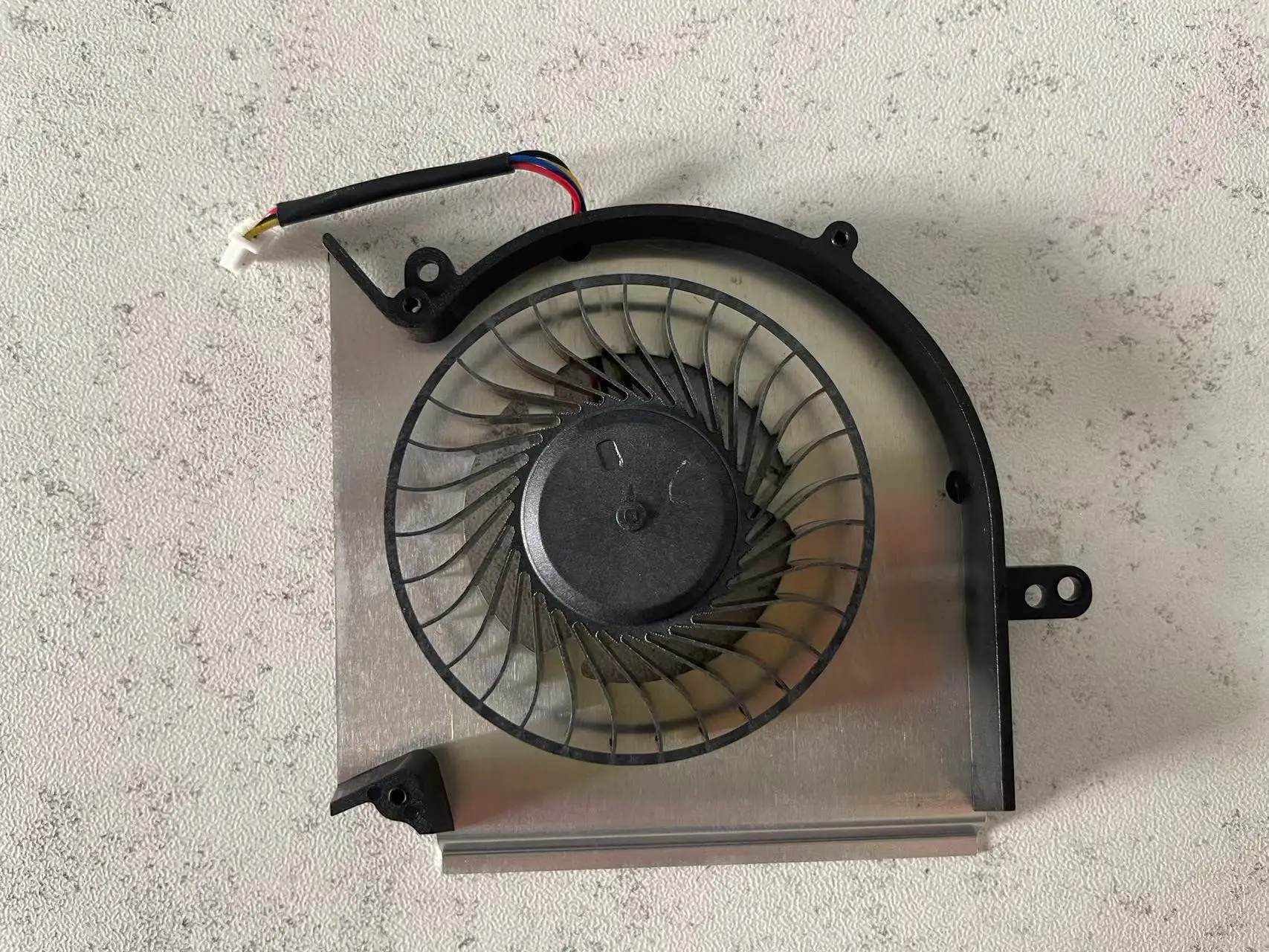 Imagem -05 - Substituição para Msi Ge75 Gp75 Gl75 We75 Ms17e7 Ms-17e2 Ms-17e4 Ms-17e5 N417 N414 Novo Ventilador de Refrigeração Cpu Gpu Cooler