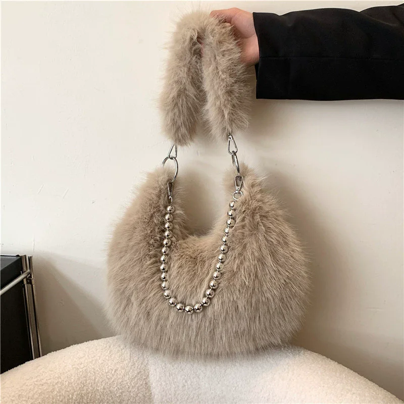 

Plush Women Armpit Purse Chain Fluffy Versatile Shoulder Bag Faux Fur Fashion Underarm Bag Ladies Winter Crossbody Hobo Bag