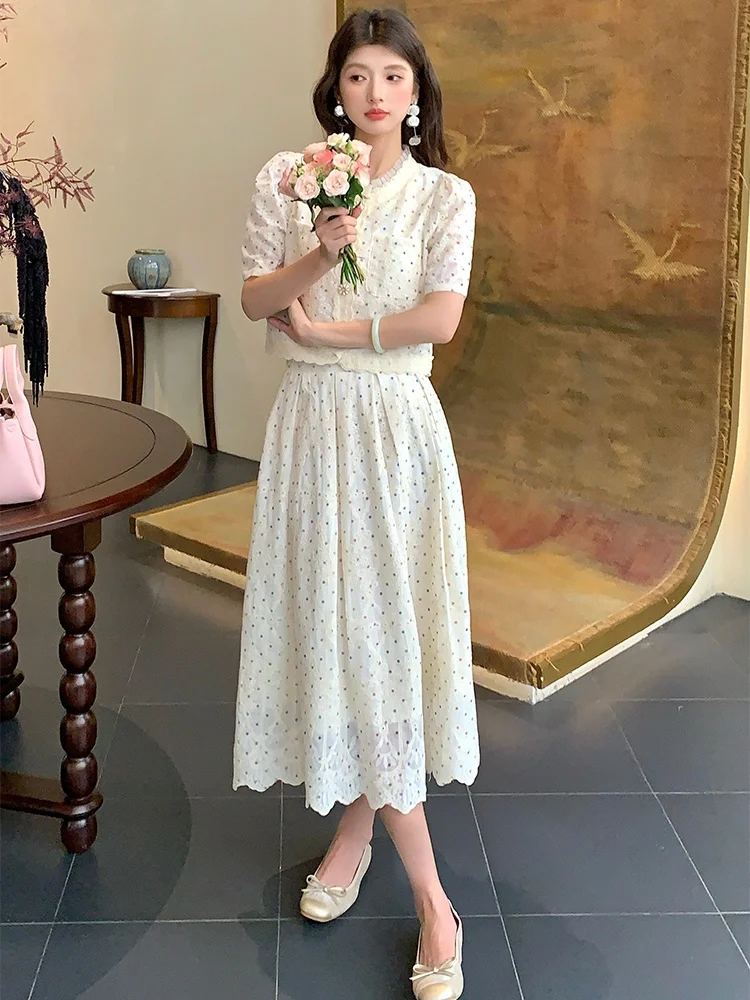 

Women Elegant O-Neck Short Sleeve Embroidery Flower Top Two-Piece Set Women's Korean Elastic High Waist Lady Long Skirt Suit