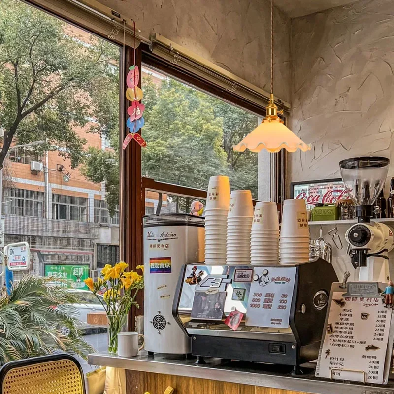 Lámpara colgante moderna de latón y cristal con flores para restaurante, cafetería, Bar, cocina, techo de latón, decoración del hogar, lámparas colgantes