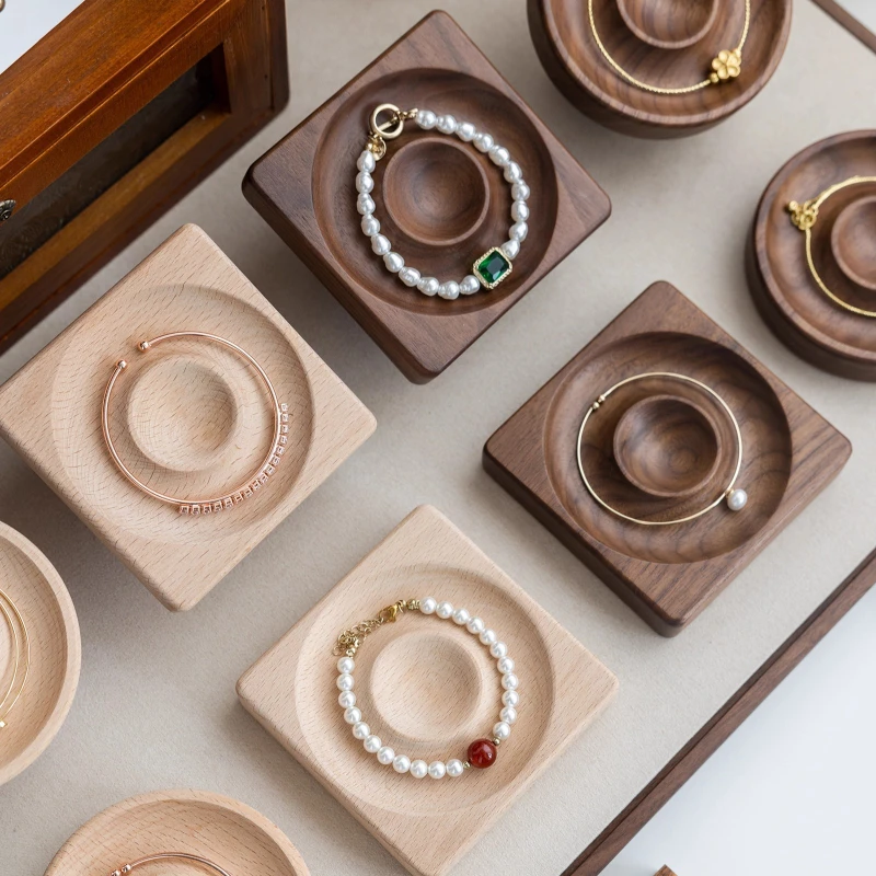 

Walnut Wood Bracelet Tray Luxury Bracelets Storage Trays Exhibitor Counter Bracelet Display Pallet Jewelry Organizer Showcase