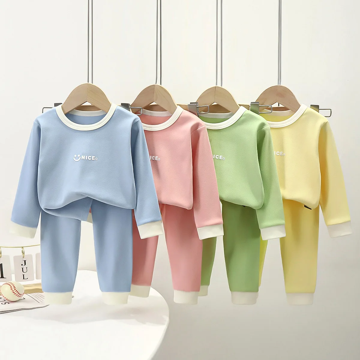 

New Children's Thermal Underwear Set Autumn and Winter Pajamas Loungewear