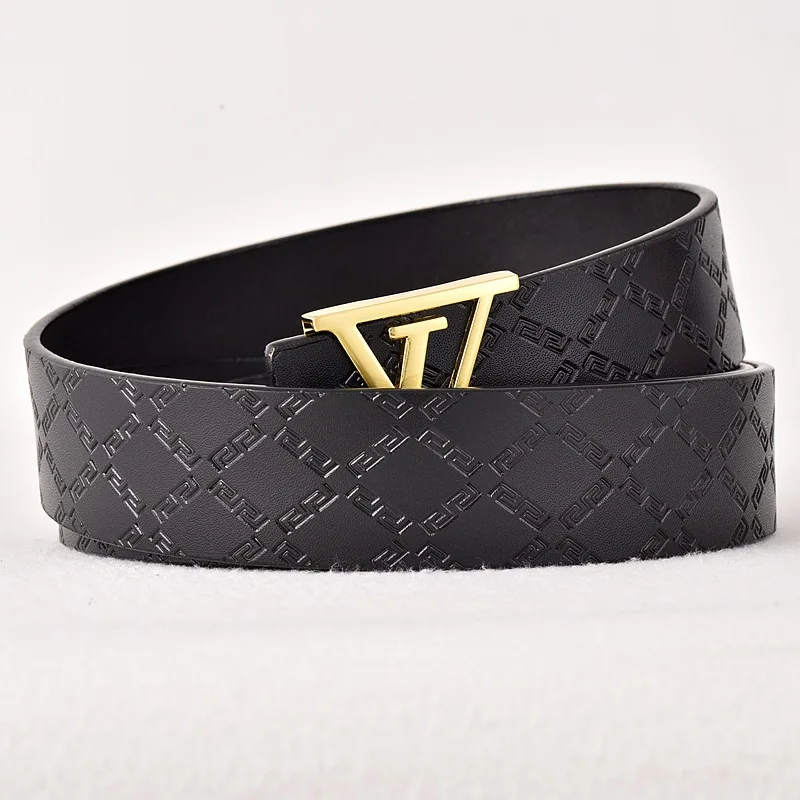 Cinturón de cuero para hombre, diseño de letras de rejilla a la moda, hebilla suave, cinturón vaquero de piel de vaca transfronteriza, elegante y versátil