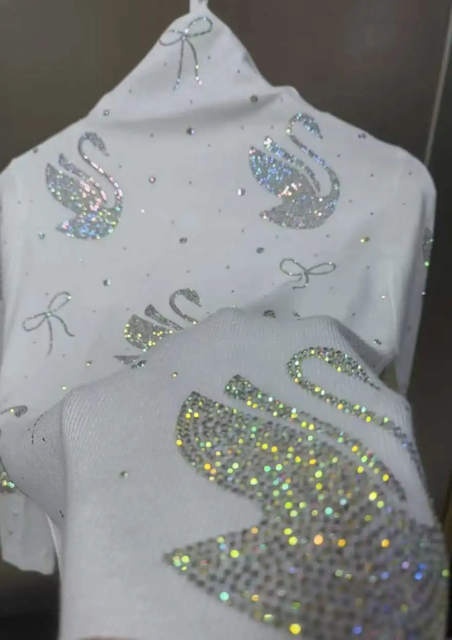 

Real Photo New Trend Autumn Winter Sparkle Stones Turtleneck Slim Fit White Sweater Women's Knitwear Pullover Jumper Pull Femme