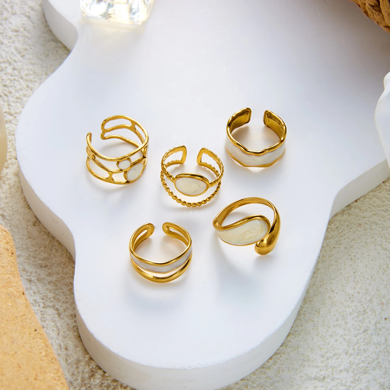 5-teiliges Set geometrischer Emaille-Edelstahlringe für Damen, vergoldet, stapelbare Knöchelringe, Party-Schmuckset, Geschenk, wasserdicht – Detail 8