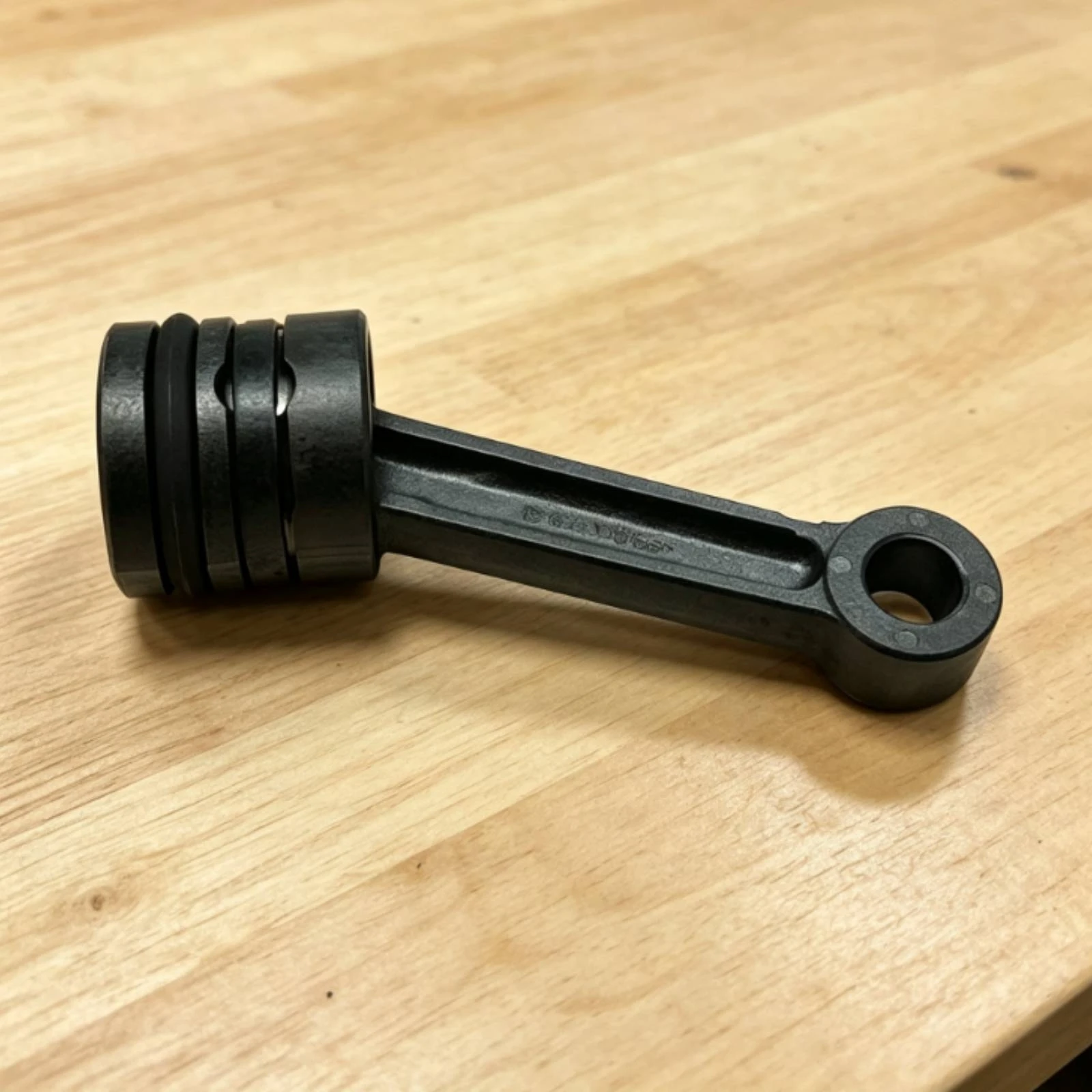 Replacement Piston Connecting Rod Molded Piston Connecting Rod Power Tool Part Ribbed Compact for Repair Professionals