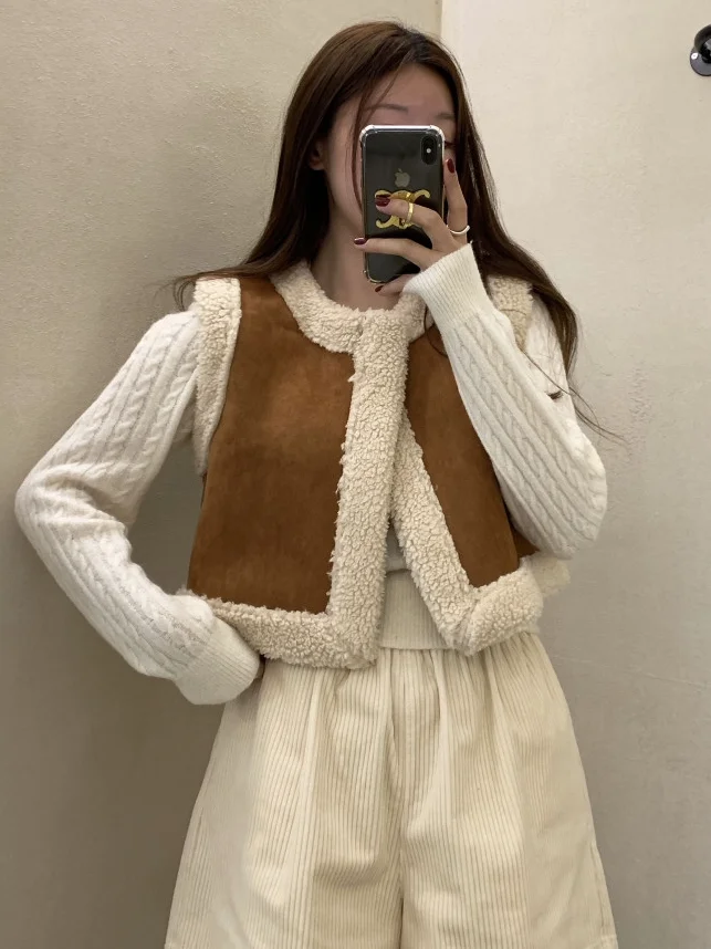 

Chic ort Women's Vest Fur Leather Splicing eepskin Simulation Front And Ba Wear ature Faionable Autumn Season