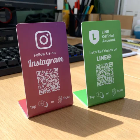 NFC 215 Programmable for Instagram Facebook NFC Station Table 13.56Mhz QR Code Can Be Independently Set to Link Standing Card