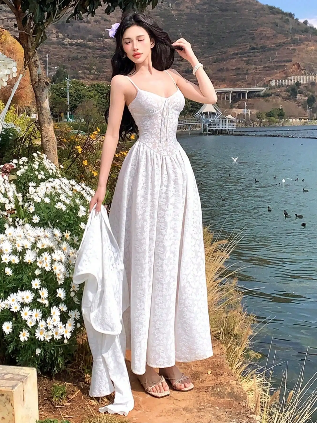 Długie sukienki bez ramiączek w stylu francuskim Kwiatowe stroje plażowe dla kobiet Spaghetti Strap Koronkowa wysoka talia Elegancka suknia wieczorowa