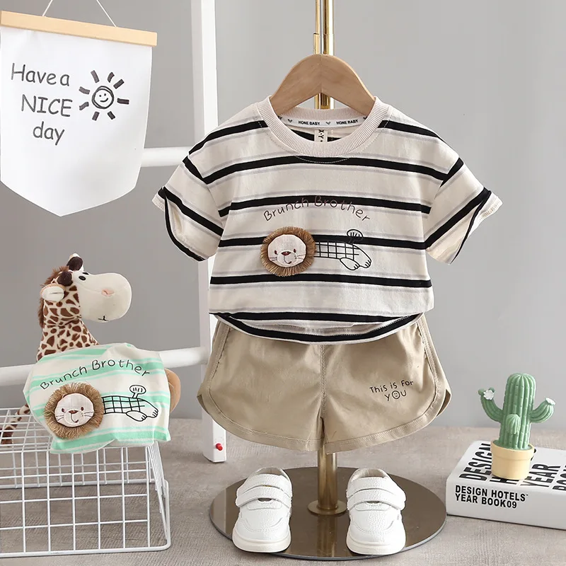 Boys Striped Casual Outfit Round Neck T-shirt & Shorts Kids Summer Clothes Sets