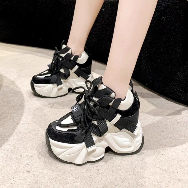 

Korean Style White Sneakers for Women 2025 New Dad Shoes Thick Sole 8cm Elevator Non Slip Casual Versatile