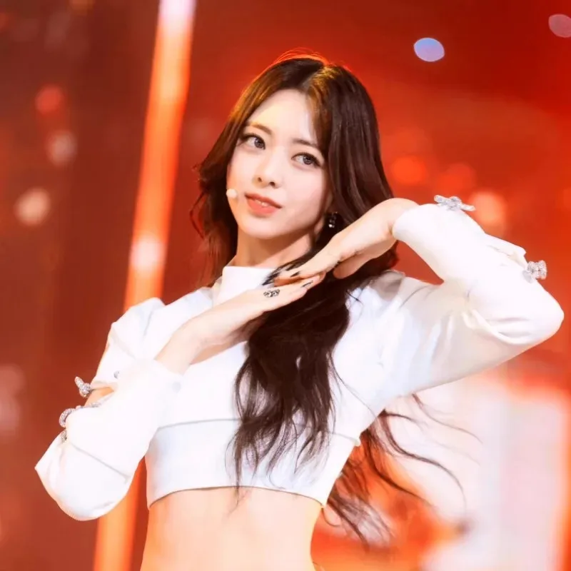 مجموعة الفتيات الكورية الهيب هوب السراويل البيضاء وتتسابق Kpop المعبود الجاز جوجو راقصة الشارع ارتداء الرقص الزي المرحلة زي om[8