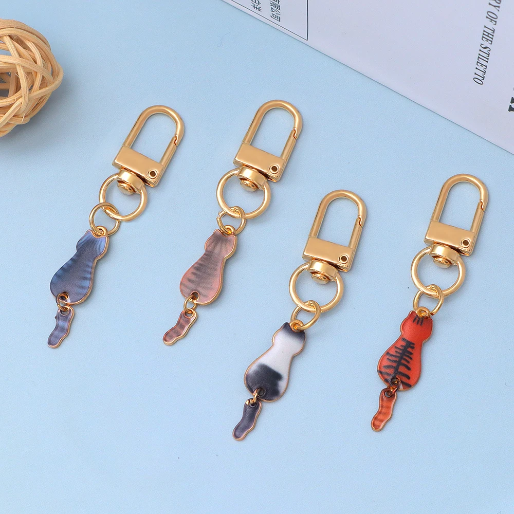 Cute Wagging Tail Cat Charms Key Rings Creative Enamel Kitten Metal Keychains Earphone Case Pendant Bag Ornaments Souvenir Gifts