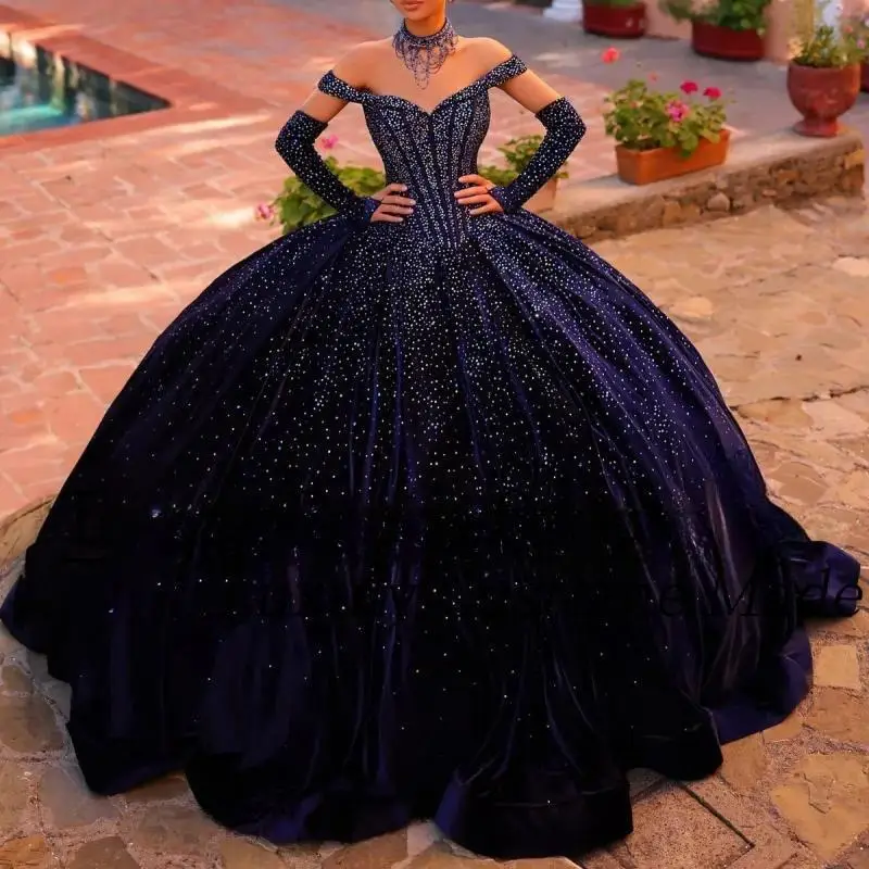 

Black Wine Princess Quinceanera Dresses Strapless Elegant Velvet long off shoulder Beaded Vestidos De 15 Anos 24 customized