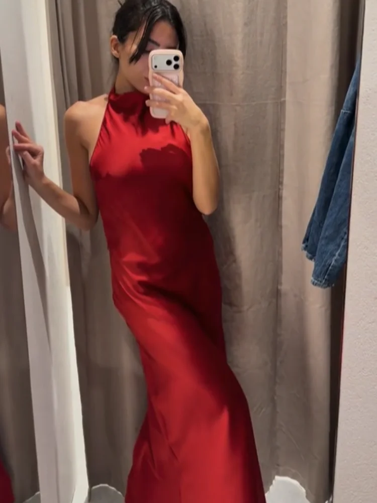 섹시한 단색 새틴 백리스 드레스 여성용 홀터넥 민소매 허리 조임 롱 드레스 여성 이브닝 파티 가운 2025 신상