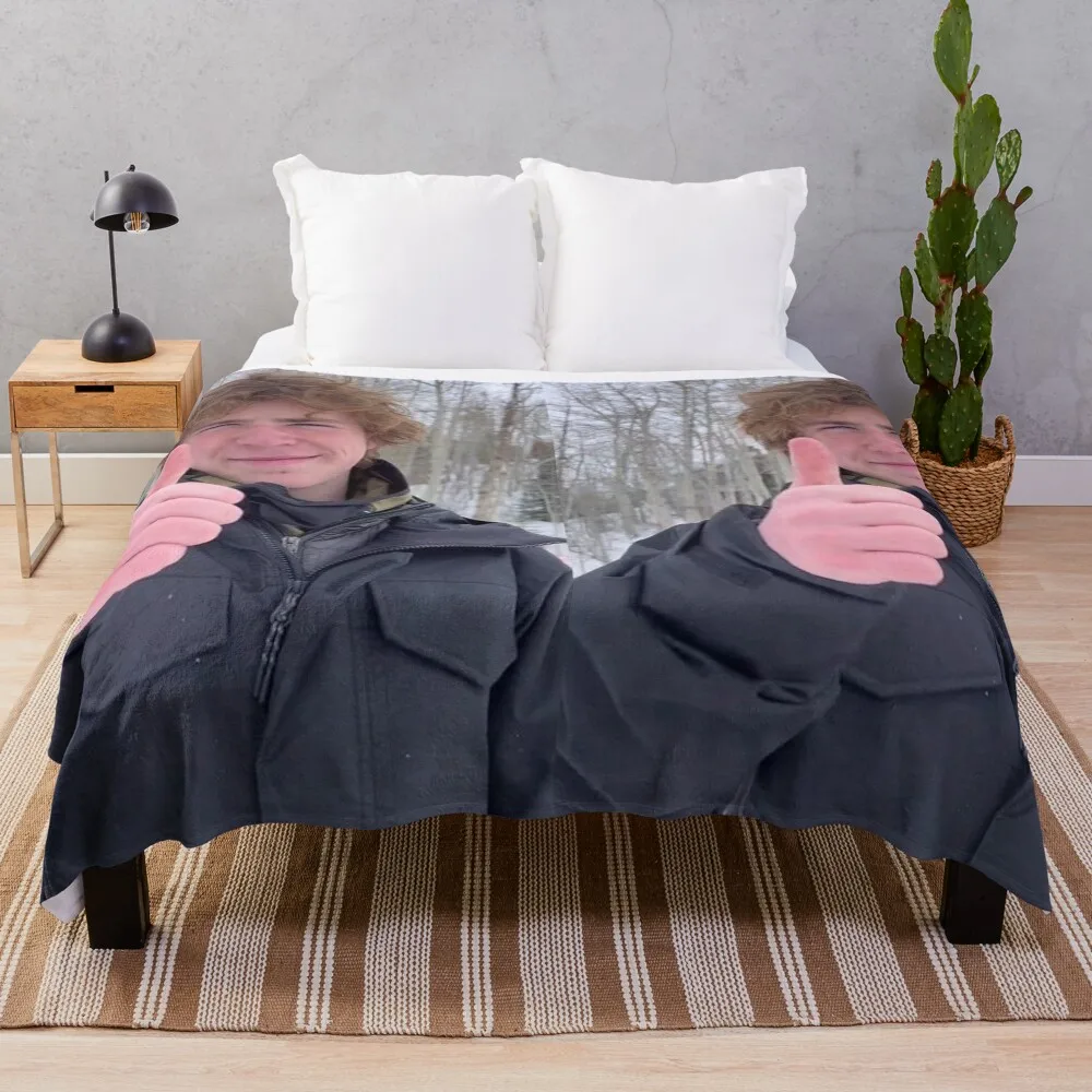 

Percy Jackson walker scobell Throw Blanket Warm Plush Fuzzy Blanket for Living Room