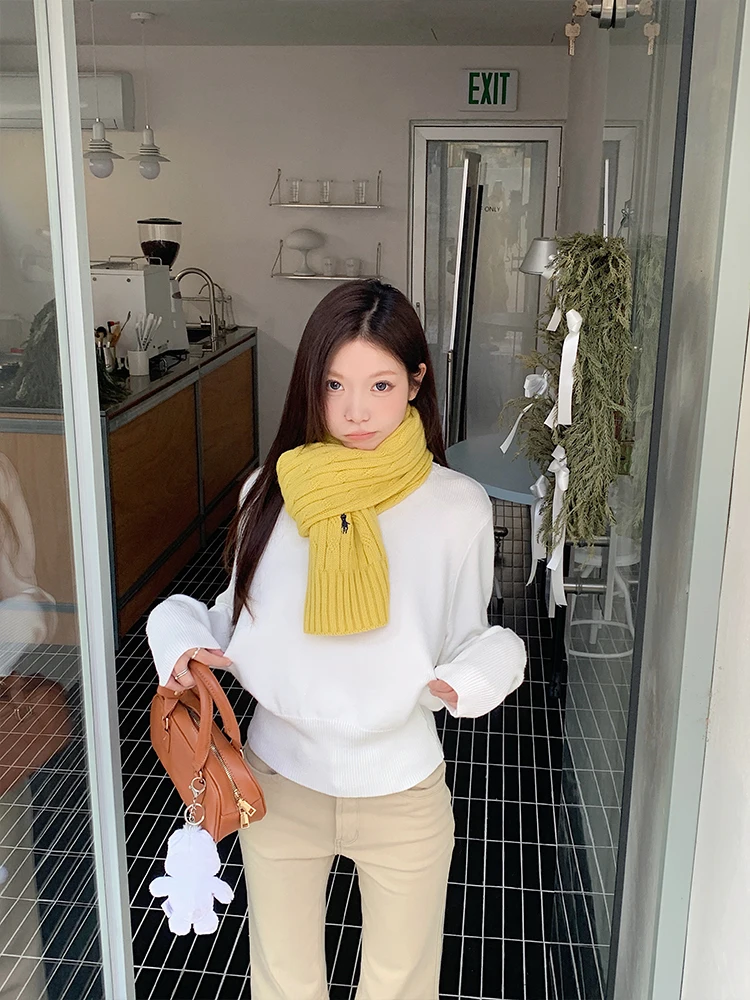 

MosesQueen Autumn Winter Thickened Short round Neck Knitted Sweater Women Casual Style Pure Online Sale Straight Cut Fashion
