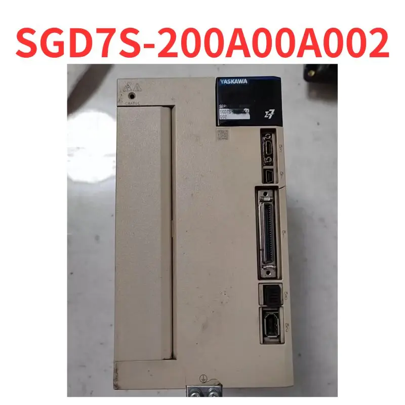 Second-hand   SGD7S-200A00A002   Servo Driver    test  OK     Fast Shipping